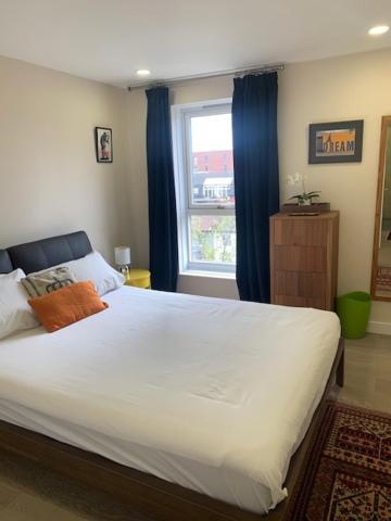 2 Bedroom Chelsea Apartment Лондон Экстерьер фото